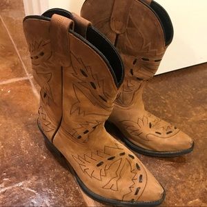 Children’s leather cowgirl boots, size 2.5